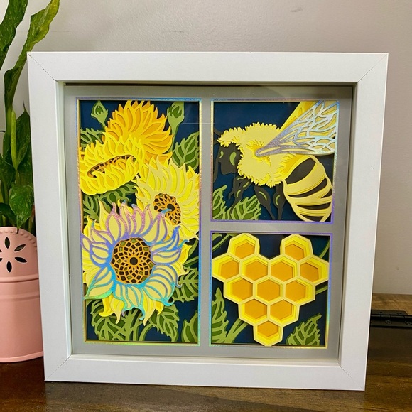 3D Sunflower Bee Trio Shadowbox - Picture 5 of 8